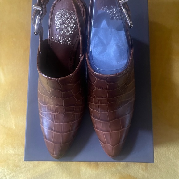 Vince Camuto Chemine mule with adjustable sling strap. New never worn. - Picture 4 of 4